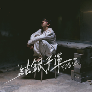 游泳教练伸进含奶摸爽69
