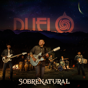 游泳教练伸进含奶摸爽69
